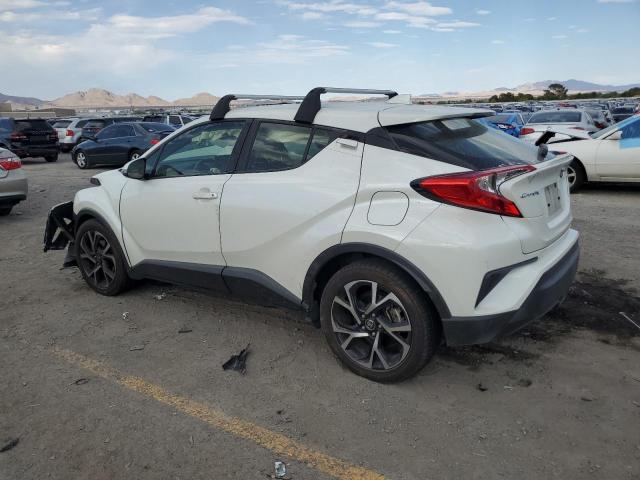 JTNKHMBX6K1052860 - 2019 TOYOTA C-HR XLE Beyaz fotoğraf 2
