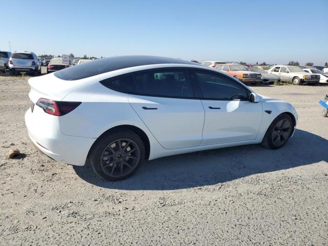 5YJ3E1EA2PF589702 - 2023 TESLA MODEL 3 თეთრი ფოტო 3