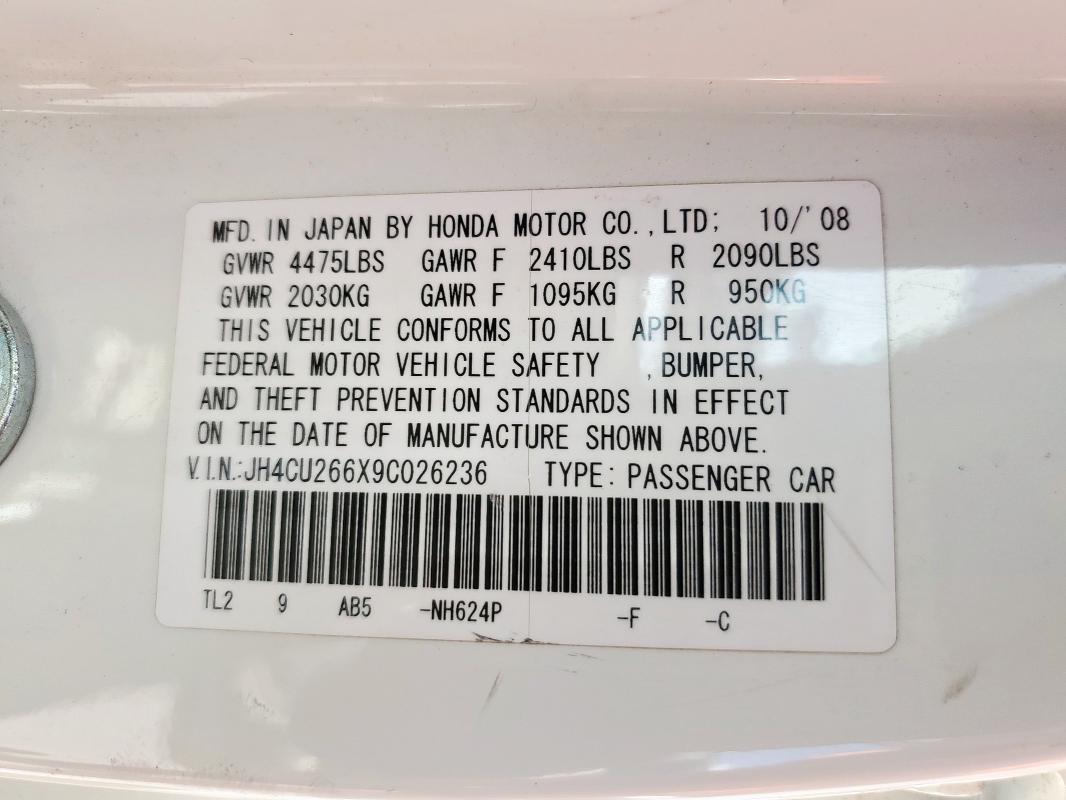 JH4CU266X9C026236 - 2009 ACURA TSX WHITE photo 12