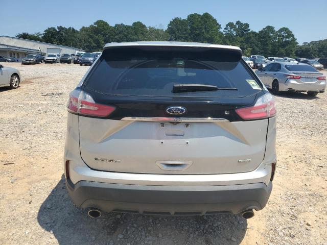 2FMPK3G93KBC32197 - 2019 FORD EDGE SE Silber Foto 6