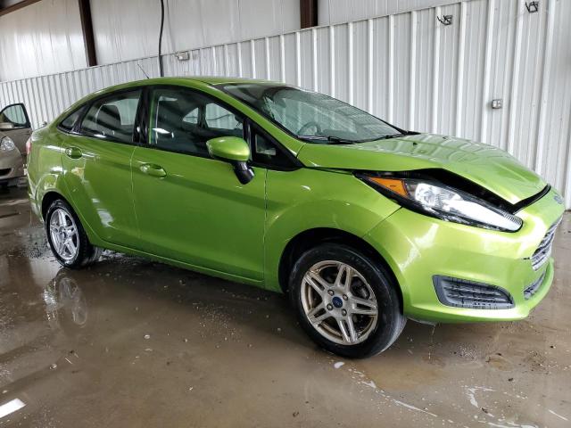 3FADP4BJ9KM139611 - 2019 FORD FIESTA SE GREEN photo 4