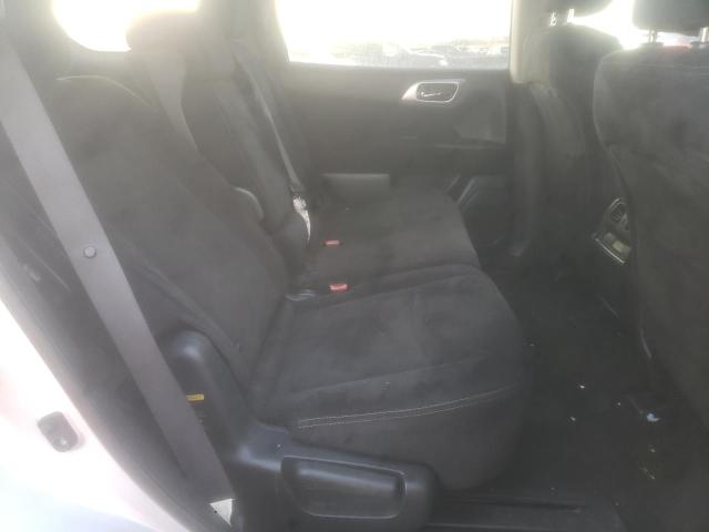 5N1AR2MM6EC729690 - 2014 NISSAN PATHFINDER S SILVER photo 11