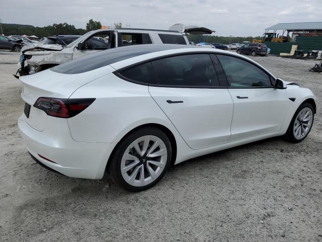 5YJ3E1EA7PF487554 - 2023 TESLA MODEL 3 WHITE photo 3