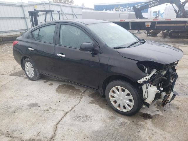 3N1CN7AP8CL870124 - 2012 NISSAN VERSA S BLACK photo 4