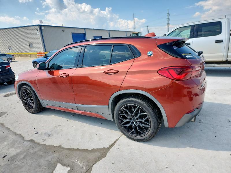 WBXYJ5C58K5N73662 - 2019 BMW X2 XDRIVE28I ORANGE photo 2