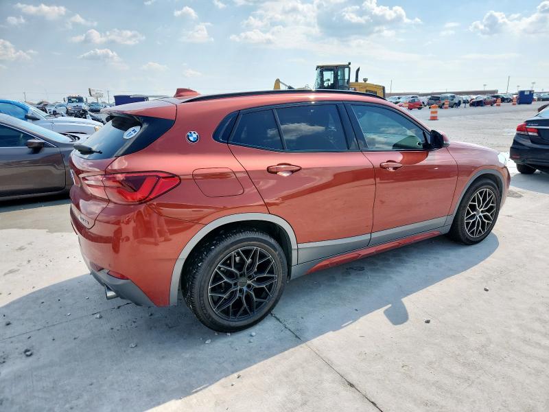 WBXYJ5C58K5N73662 - 2019 BMW X2 XDRIVE28I ORANGE photo 3