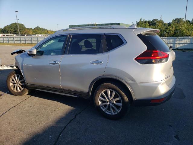 JN8AT2MV6JW303137 - 2018 NISSAN ROGUE S SILVER photo 2