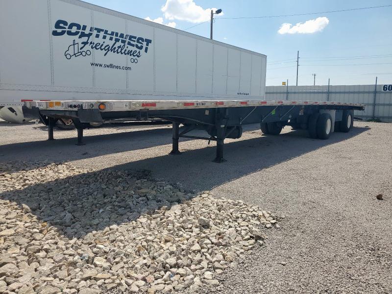 1UYFS253XGA493310 - 2016 UTILITY UNKNOWN SILVER photo 2