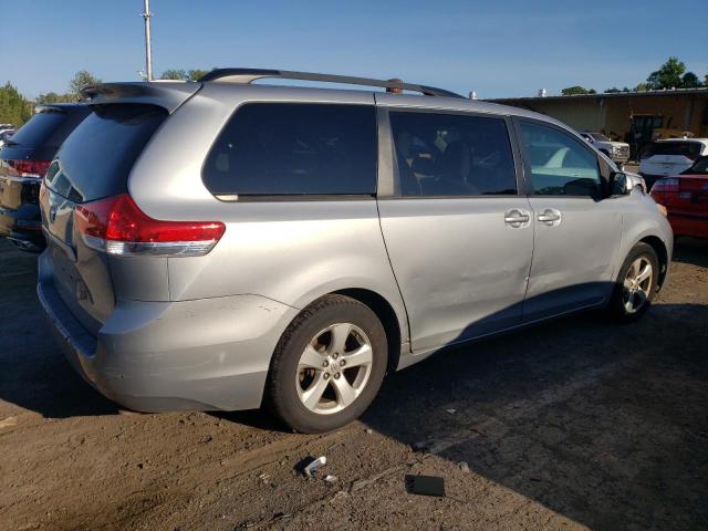 5TDKK3DC8ES468409 - 2014 TOYOTA SIENNA LE SILVER photo 3