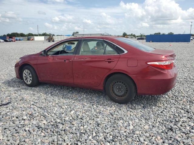 4T1BF1FK2FU928377 - 2015 TOYOTA CAMRY LE ბურგუნდია ფოტო 2