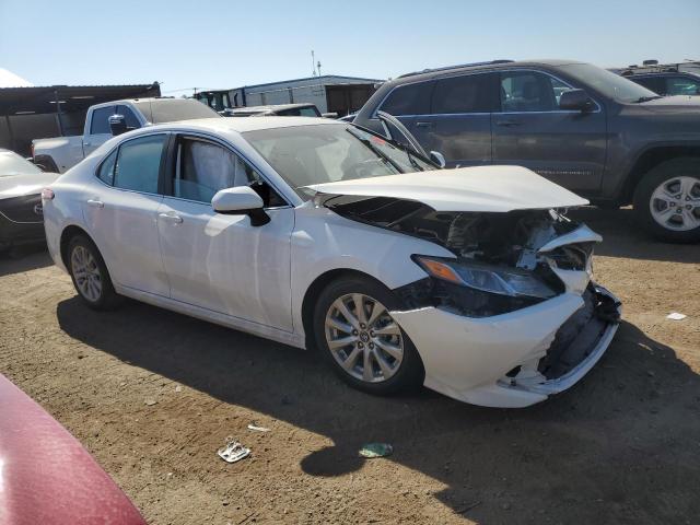 4T1B11HK1KU256642 - 2019 TOYOTA CAMRY L WHITE photo 4