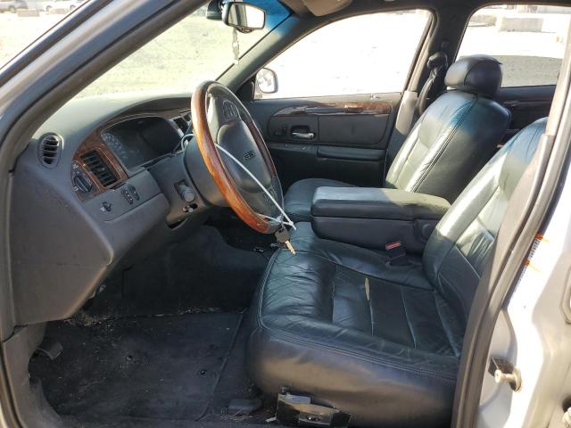 1LNHM82W21Y709177 - 2001 LINCOLN TOWN CAR SIGNATURE SILVER photo 7