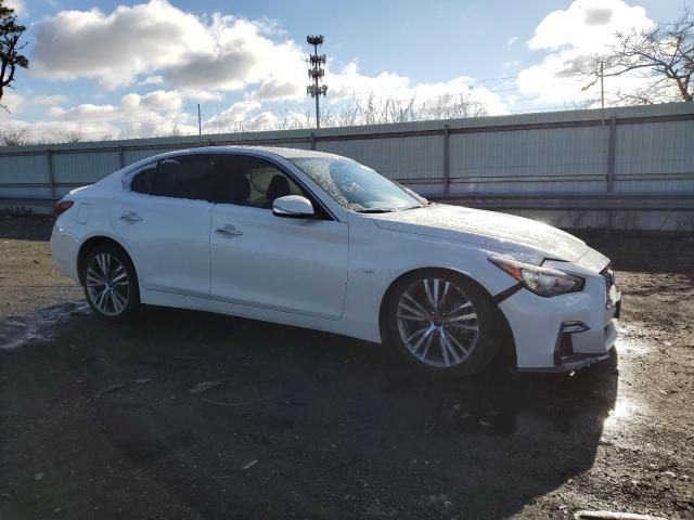 JN1EV7AR7JM444809 - 2018 INFINITI Q50 PURE LUXE WHITE photo 4