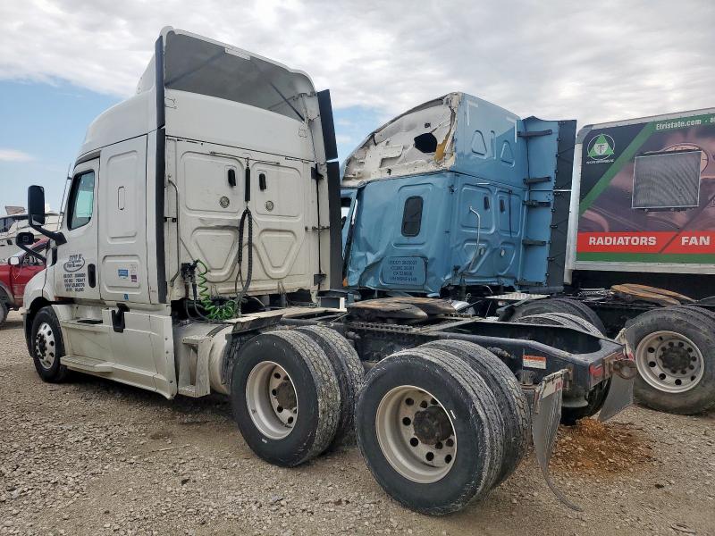 3AKJHPDV8LSLM6776 - 2020 FREIGHTLINER CASCADIA 1 白色 照片 3