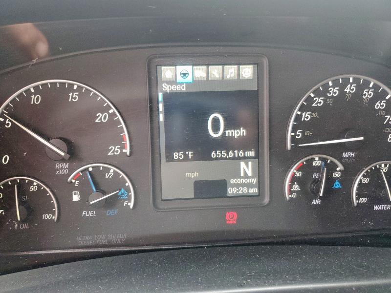 3AKJHPDV8LSLM6776 - 2020 FREIGHTLINER CASCADIA 1 白色 照片 8