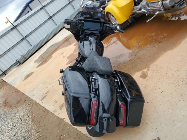 1HD1KB719RB650129 - 2024 HARLEY-DAVIDSON FLHX 黑色 照片 4