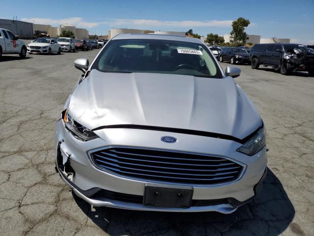 3FA6P0LU6KR118373 - 2019 FORD FUSION SE SILVER photo 5