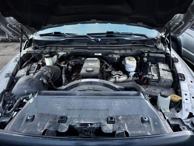 3C6UR5CLXJG365705 - 2018 RAM 2500 ST SILVER photo 7