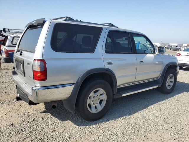 JT3GN86R7Y0169629 - 2000 TOYOTA 4RUNNER SR5 ვერცხლისფერი ფოტო 3