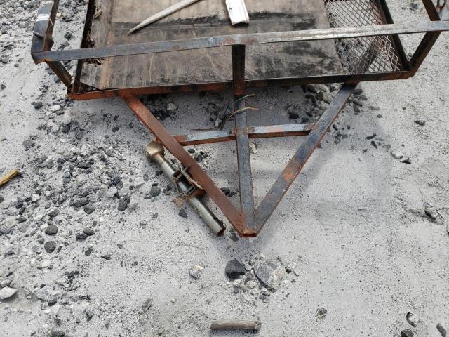 23TRAILER70067603 - 2000 UTILITY TRAILER შავი ფოტო 7