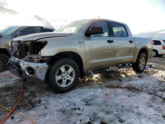 5TFDV541X7X028506 - 2007 TOYOTA TUNDRA CREWMAX SR5 TAN photo 1