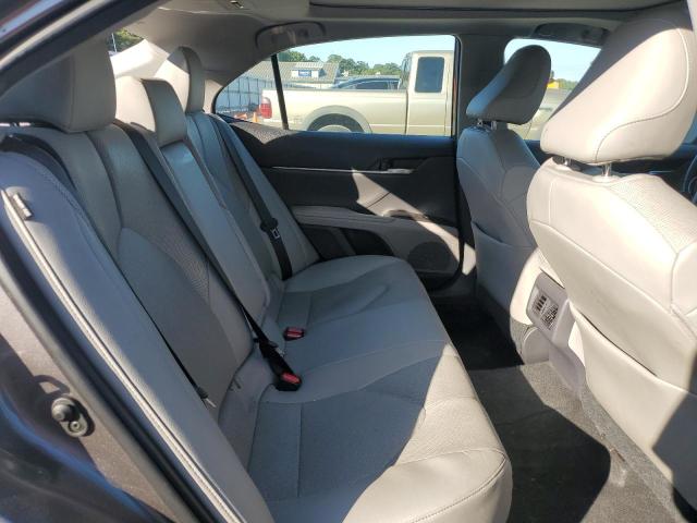 4T1F11BKXMU024540 - 2021 TOYOTA CAMRY XLE ნაცრისფერი ფოტო 10