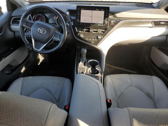 4T1F11BKXMU024540 - 2021 TOYOTA CAMRY XLE ნაცრისფერი ფოტო 8