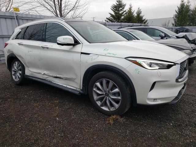 3PCAJ5M3XLF112264 - 2020 INFINITI QX50 PURE WHITE photo 4