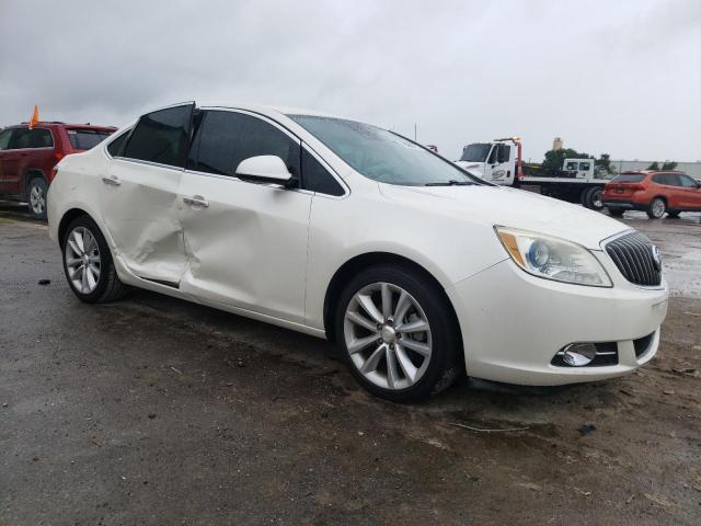 1G4PS5SK3E4174743 - 2014 BUICK VERANO CREAM photo 4