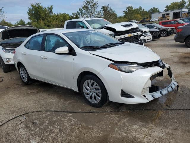 5YFBURHE0KP916509 - 2019 TOYOTA COROLLA L WHITE photo 4