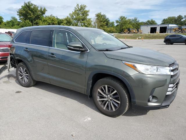 5TDJZRFH4JS804778 - 2018 TOYOTA HIGHLANDER SE Qəhvəyi foto 4