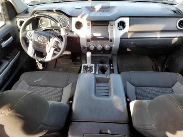 5TFUY5F12HX584976 - 2017 TOYOTA TUNDRA DOUBLE CAB SR/SR5 TAN photo 8