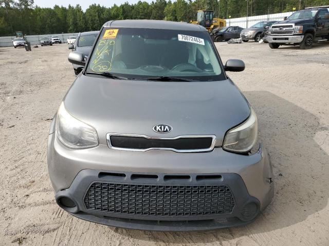 KNDJN2A27F7203288 - 2015 KIA SOUL BEIGE photo 5