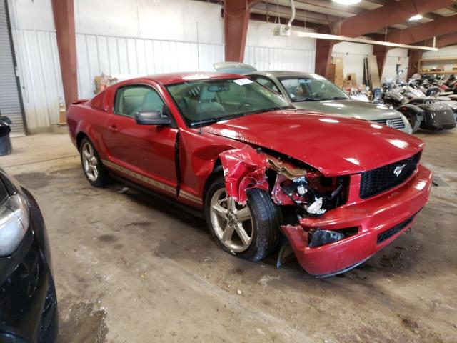 1ZVHT80N385132671 - 2008 FORD MUSTANG RED photo 4