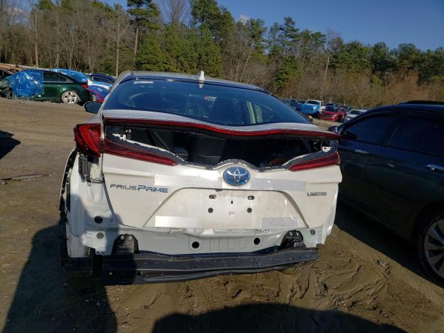 JTDKARFP1L3147297 - 2020 TOYOTA PRIUS PRIM LE WHITE photo 6