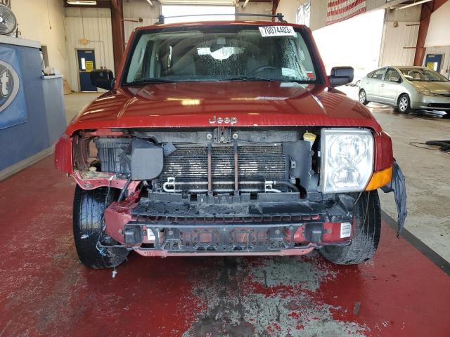 1J8HG48NX6C231381 - 2006 JEEP COMMANDER BURGUNDY photo 5