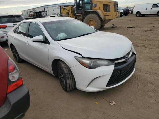 4T1BF1FK7GU546637 - 2016 TOYOTA CAMRY LE WHITE photo 4