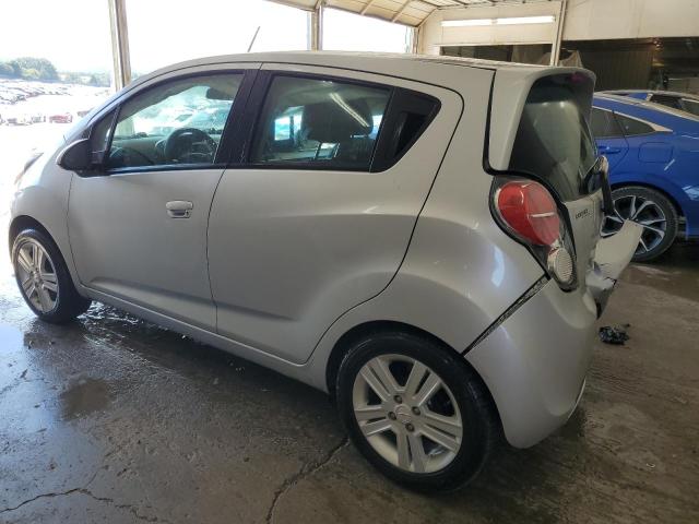 KL8CD6S98FC735616 - 2015 CHEVROLET SPARK 1LT Gümüş foto 2