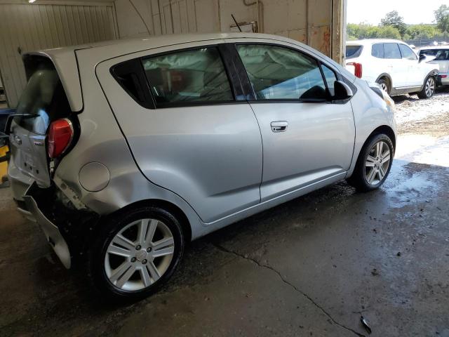 KL8CD6S98FC735616 - 2015 CHEVROLET SPARK 1LT Gümüş foto 3