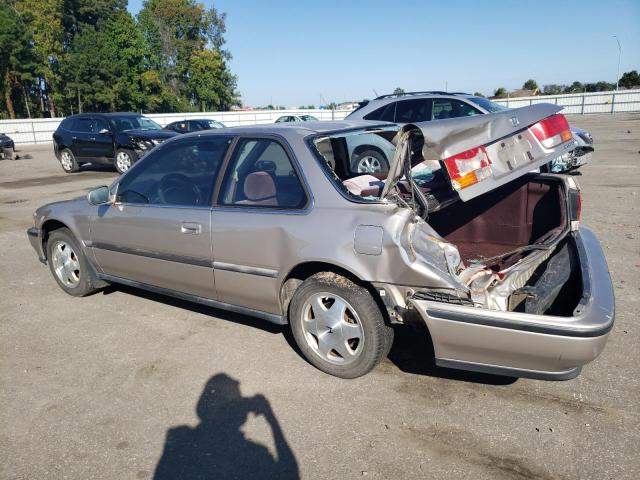 1HGCB7173NA034013 - 1992 HONDA ACCORD EX GOLD photo 2