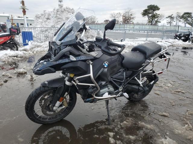 WB10A1204JZ899715 - 2018 BMW R1200 GS ADVENTURE BLACK photo 2