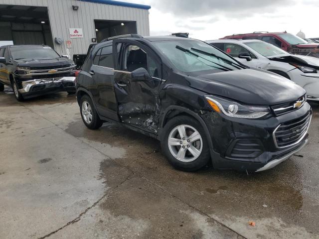 3GNCJLSB6LL301753 - 2020 CHEVROLET TRAX 1LT BLACK photo 4