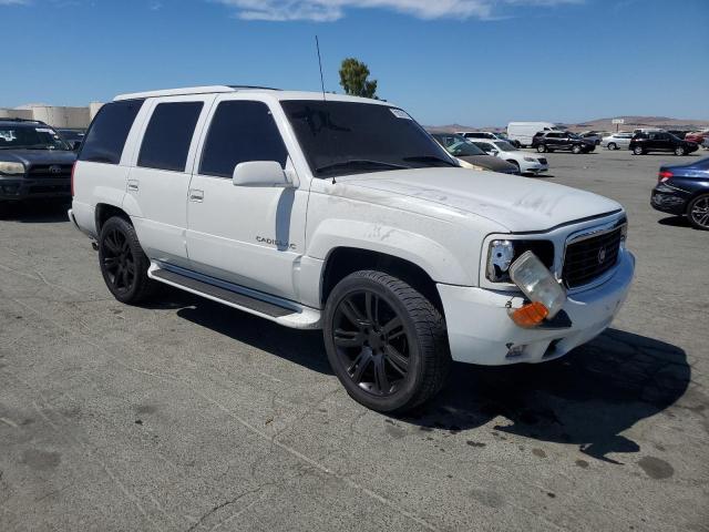 1GYEK63R3YR230775 - 2000 CADILLAC ESCALADE LUXURY Weiß Foto 4