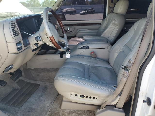 1GYEK63R3YR230775 - 2000 CADILLAC ESCALADE LUXURY Weiß Foto 7