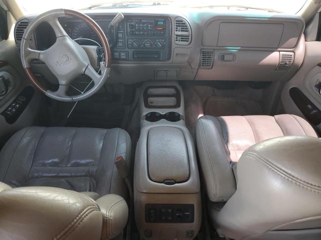 1GYEK63R3YR230775 - 2000 CADILLAC ESCALADE LUXURY Weiß Foto 8