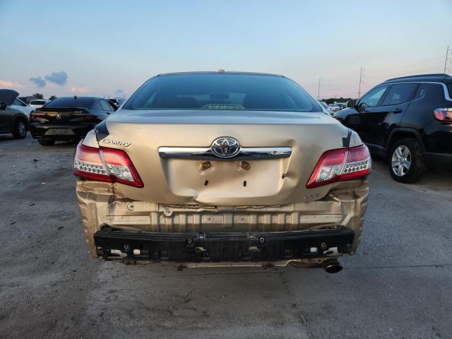 4T1BF3EK4BU657913 - 2011 TOYOTA CAMRY BASE Золотий фото 6