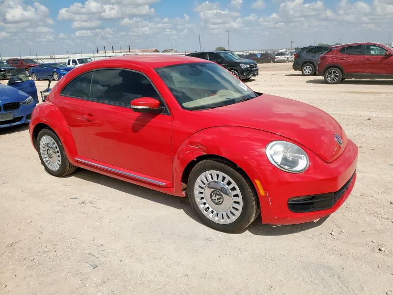 3VWHX7AT3DM682758 - 2013 VOLKSWAGEN BEETLE Qırmızı foto 4
