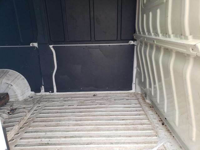 3C6TRVCG7JE138952 - 2018 RAM PROMASTER 2500 HIGH თეთრი ფოტო 10