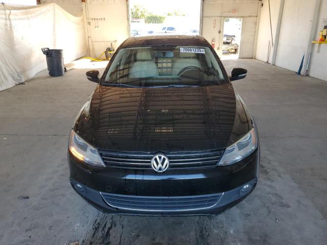 3VW3L7AJXCM395419 - 2012 VOLKSWAGEN JETTA TDI BLACK photo 5