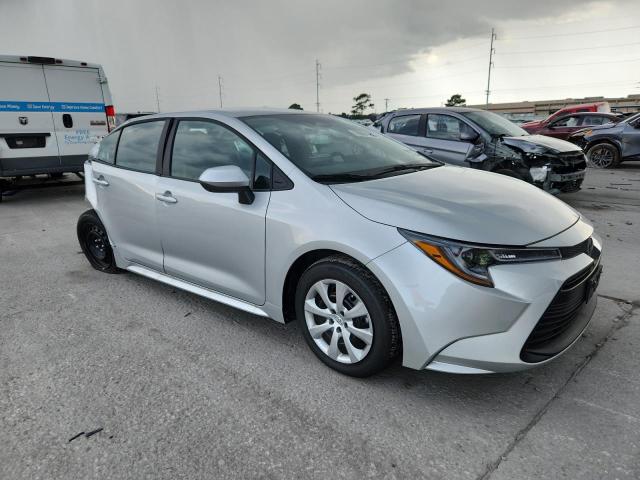 5YFB4MDEXSP290878 - 2025 TOYT COROLLA LE ვერცხლისფერი ფოტო 4